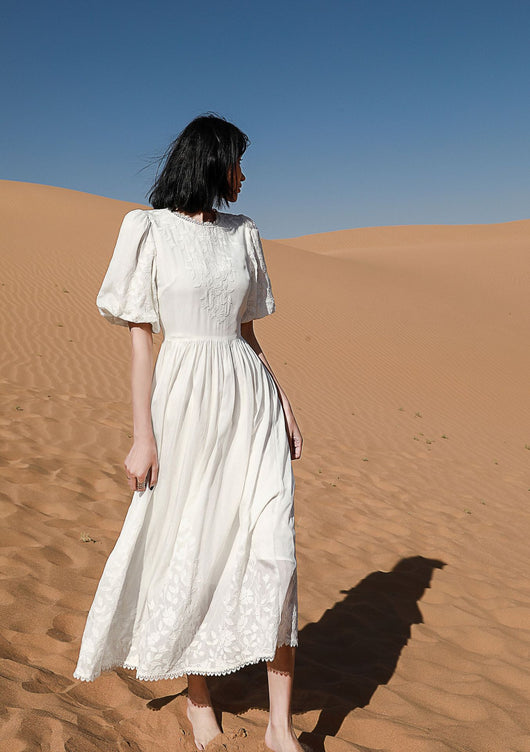 Vestido Blanco de Playa con Mangas Abullonadas - Perfecto para Vacaciones - Image 13