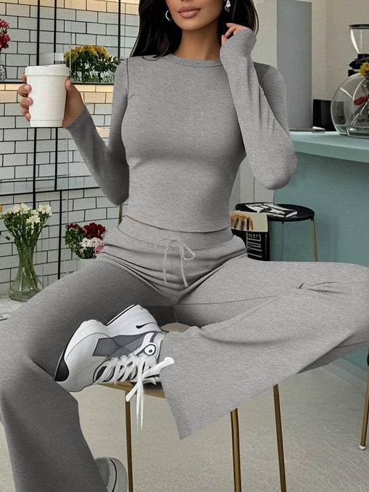 Conjunto Deportivo Clásico: Camiseta Manga Larga y Pantalón - Image 13