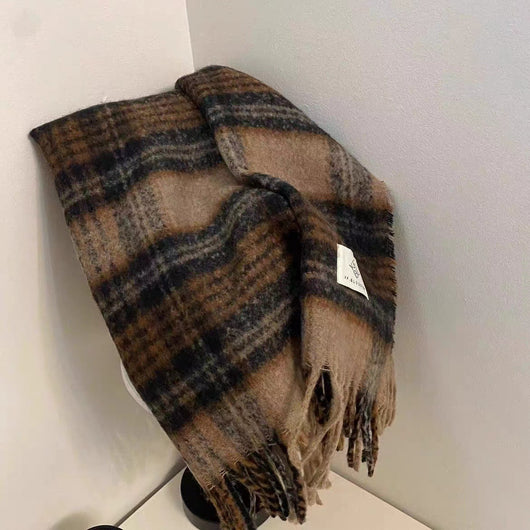 Elegante Bufanda Cuadriculada para Mujer - Image 9