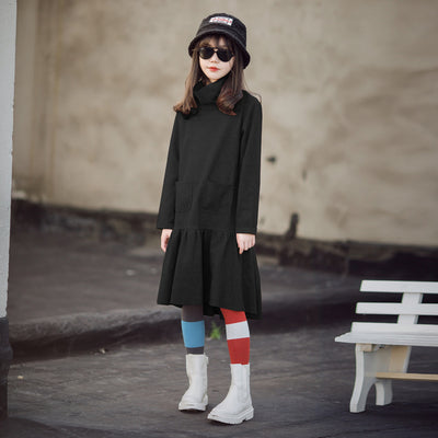 Vestido Literario Negro Cuello Alto Ajustado Mamá e Hija - Image 8