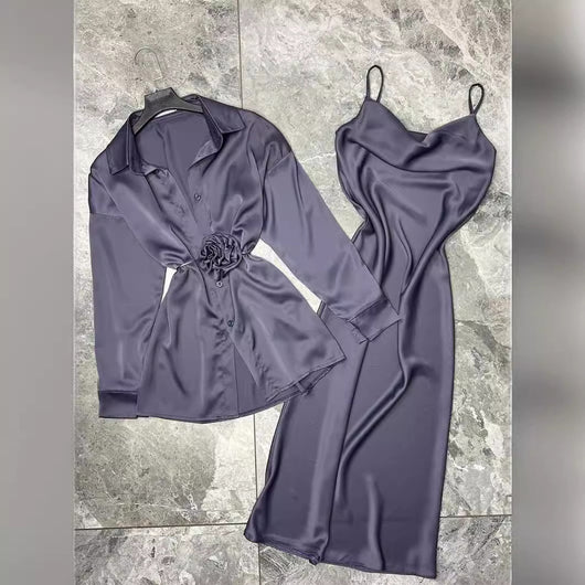 Conjunto de Falda con Tirantes de Encaje y Blusa Satinada - Image 2