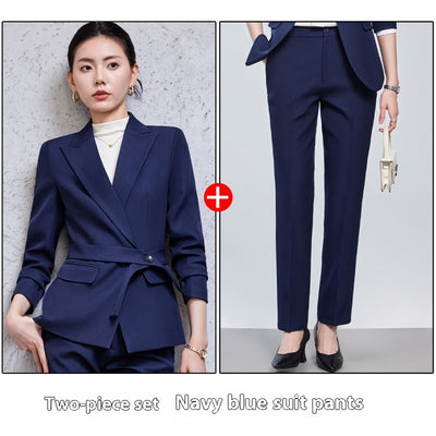 Traje Ejecutivo Femenino con Camisa de Cuello Solapa y Pantalón - Image 9
