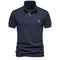 Polo Clásico para Hombre con Bordado de Venado - Diseño Básico Manga Corta