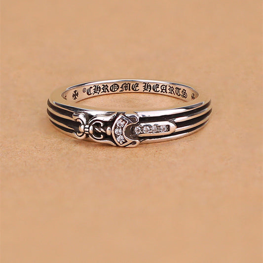Anillo de Plata 925 con Espada y Daga de Diamantes - Image 2