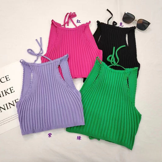 Camiseta Espalda Descubierta Ajustada con Tirantes Cruzados - Image 3