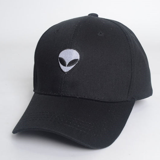 Gorra de Béisbol con Bordado de Cabeza Alienígena - Image 8