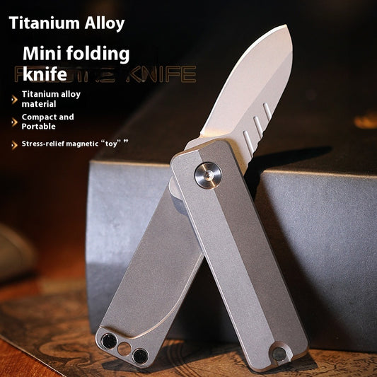 Cuchillo Plegable de Aleación de Titanio Mini A - Herramienta Táctica Compacta para Aventuras