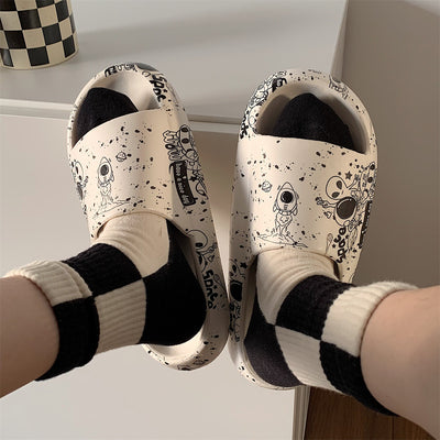 Sandalias y Pantuflas con Diseño Graffiti Street Style - Image 9