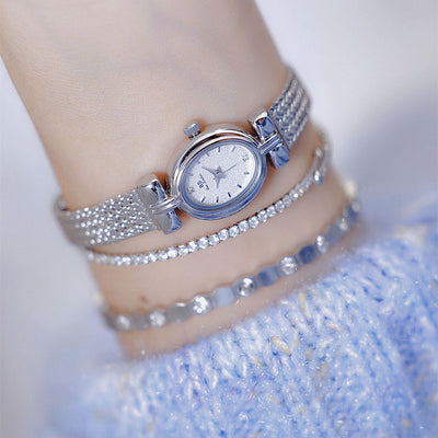 Reloj de Plata Minimalista Lujo Temperamento Clásico