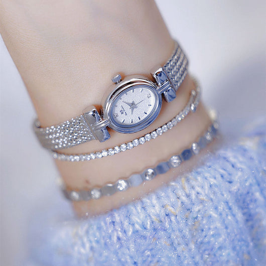 Reloj de Plata Minimalista Lujo Temperamento Clásico