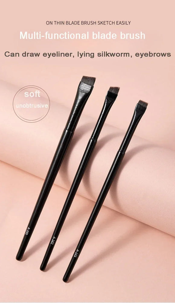 Brocha Profesional para Cejas y Delineador - Portátil y de Precisión
