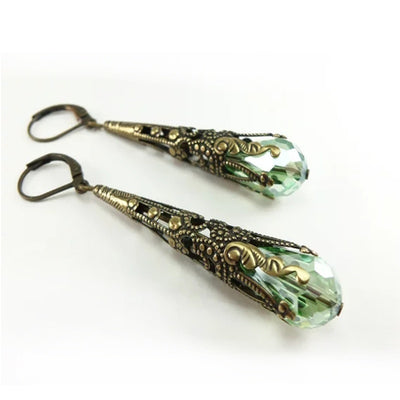 Aretes Largos de Cristal Vintage Lujo con Diseño Floral - Image 3