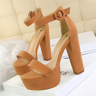 Sandalias de Tacón Alto Grueso para Desfile - Zapatos de Pasarela Profesionales - Image 8