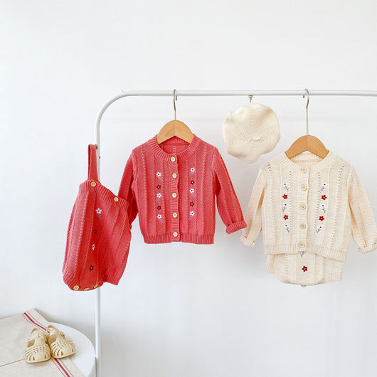 Traje Dos Piezas con Chaqueta Tejida y Tirantes - Image 36