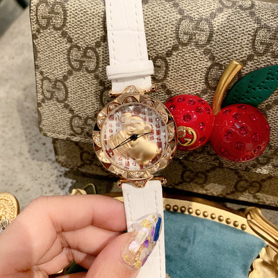 Reloj de Moda Dorado para Mujer - Elegancia y Estilo Garantizado - Image 11