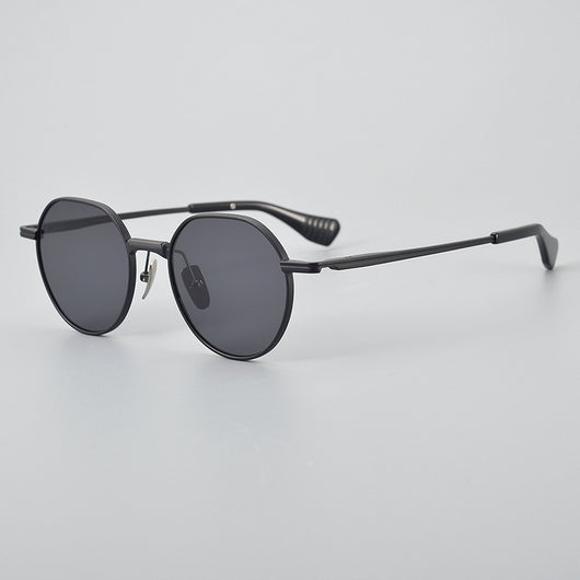 Gafas Vintage Redondas en Titanio Ultra Ligero Puro - Image 10