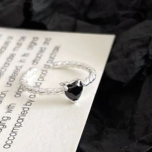 Anillo de Circonia Negra XINGX Sweet Cool Style para Mujer - Image 2
