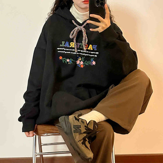 Sudadera con Capucha y Bordados Elegantes para Mujer