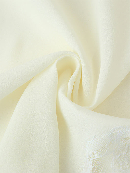 Vestido de Encaje con Abertura Lateral y Tirantes Ajustables - Image 8