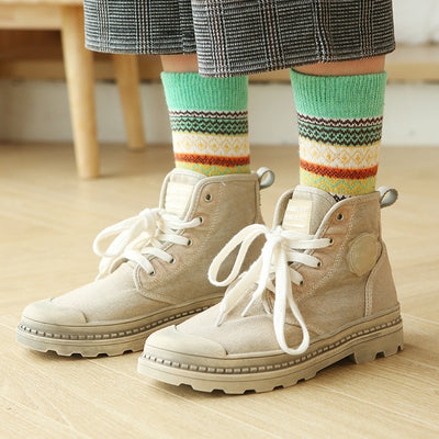 Calcetines Térmicos para Mujer con Lana de Conejo y Diseño Floral - Image 8