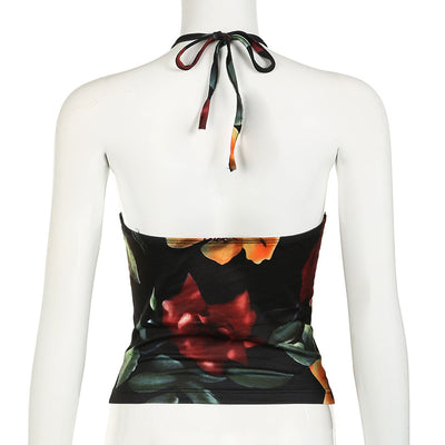 Top Halter Personalizado Slim Fit Escotado con Detalles Calados - Image 21
