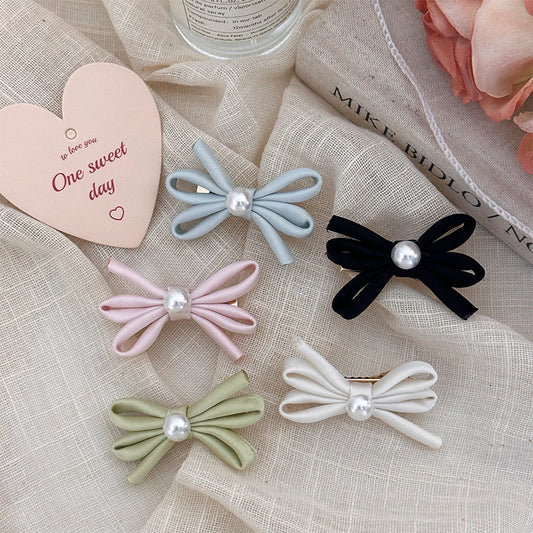 Clips de Cabello con Moño de Perla - Par de Horquillas Pato Laterales