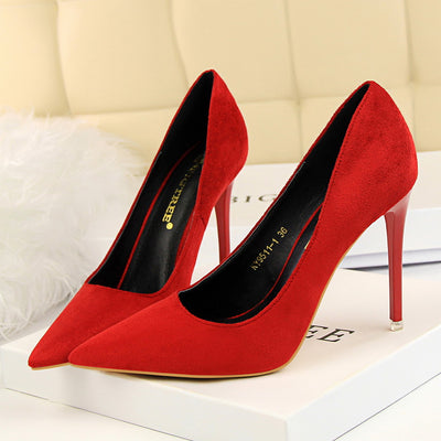 Zapatos de Tacón Alto en Ante: Elegancia Sofisticada y Punta Fina - Image 4