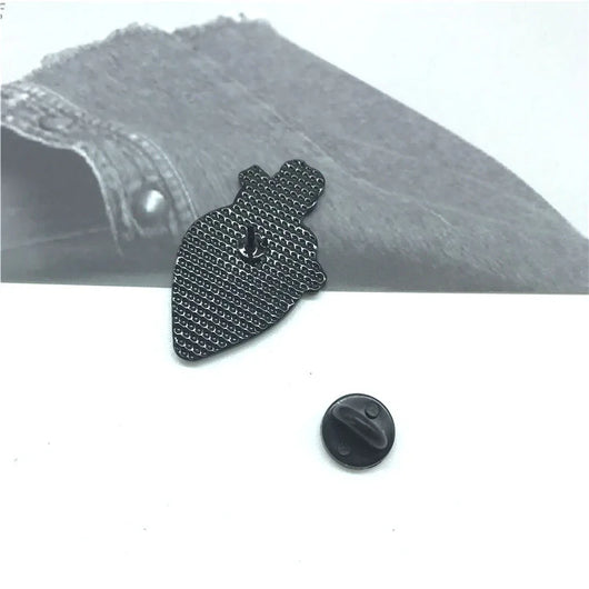 Broche de Metal Esmaltado Botella de Poción Púrpura - Image 16