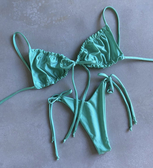 Bikini Deportivo de Tiras Ajustables en Color Sólido - Image 34