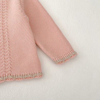 Conjunto de Dos Piezas para Bebé Niña - Cardigan Bicolor con Falda Pantalón Suspensores - Image 11