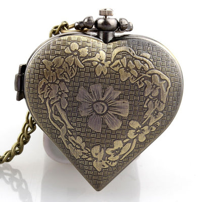 Reloj de Bolsillo Retro Corazón Hueco - Image 6
