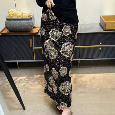 Falda Elegante de Terciopelo con Lentejuelas y Bordados Elaborados - Image 3