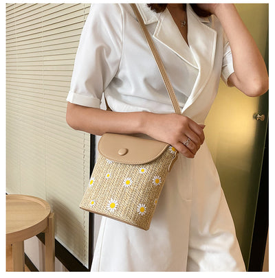 Bolso de Hombro Tejido en Rafia con Detalles Plisados - Image 19