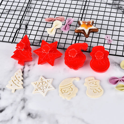 Juego de 4 Cortadores de Galletas Navideñas - Image 6