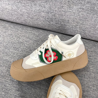 Tenis Escolares Cómodos con Cordones y Punta Redonda - Image 13