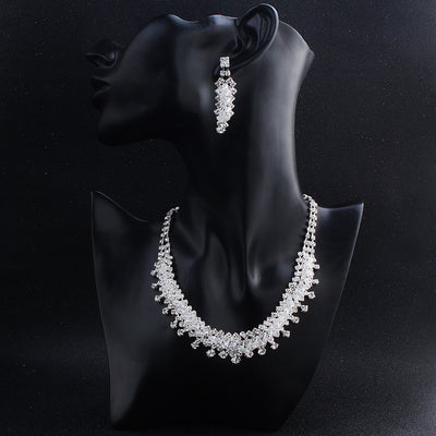 Conjunto de Aretes y Collar con Perlas y Cristales para Mujer - Image 39