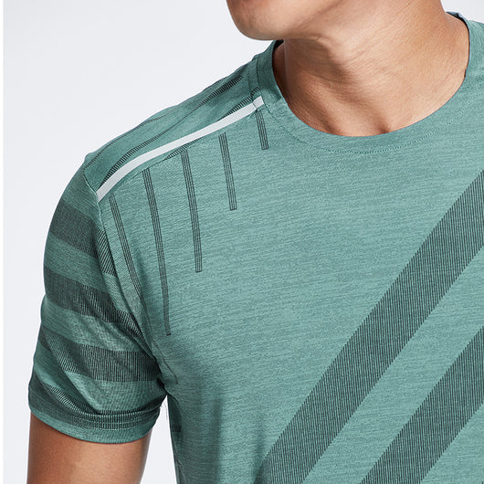 Camiseta Deportiva Transpirable para Hombre - Conjunto de Ropa Deportiva - Image 3