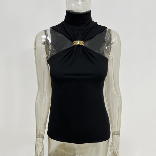 Blusa Dorada sin Mangas con Hombros Descubiertos y Tela Elástica - Image 17