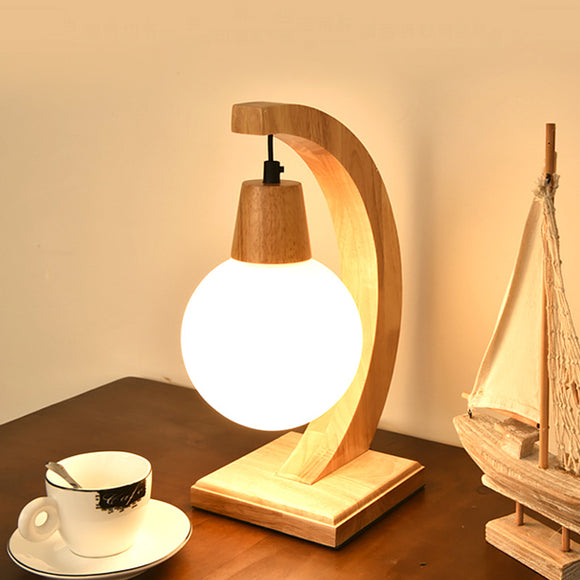 Lámpara de Mesa LED Nórdica en Madera Natural