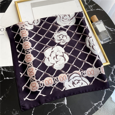 Pañuelo de Seda Estampado con Rayas - Versátil y Combinable - Image 4