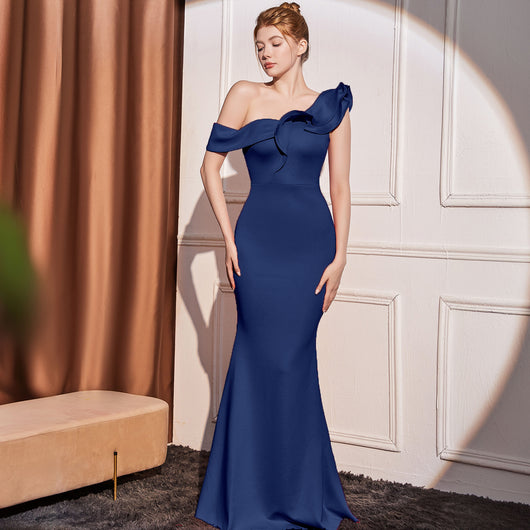 Vestido Largo Elegante con Hombros Inclinados Efecto Adelgazante - Image 10