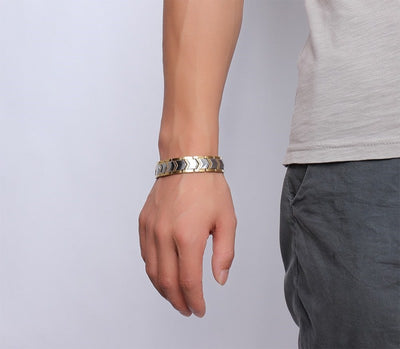 Pulsera Magnética Dorada de Doble Hilera - Image 8