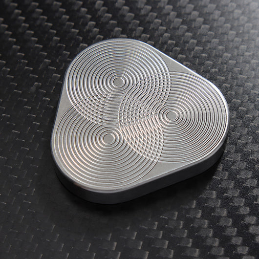 Juguete Antiestrés Giratorio de Acero Inoxidable - Fidget Push Card - Image 10