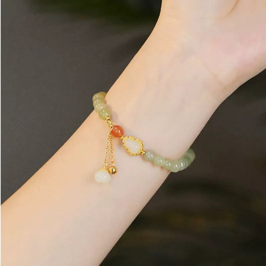 Pulsera para Mujer Qingshui con Calabaza Dorada - Elegancia y Prosperidad - Image 2