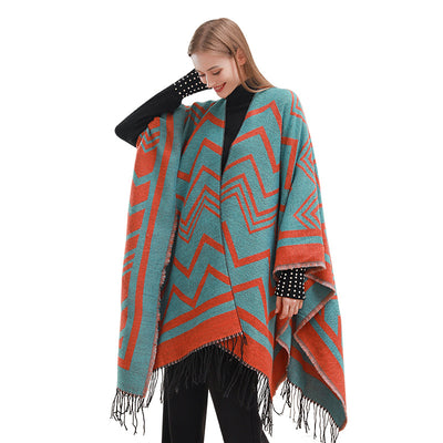 Chal Poncho con Abertura Lateral y Patrón Espiga Elegante - Image 5