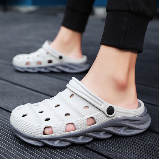Sandalias Tipo Zueco para Hombre - Cerradas, Antideslizantes y Ultraligeras - Image 2