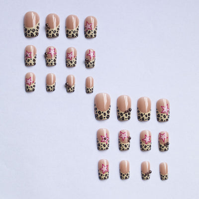 Uñas de Manicura Leopardo Francés con Estrella y Perla Diamantada - Image 2
