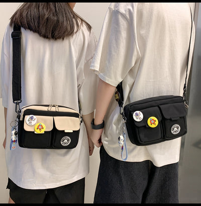 Bolsa Mensajera Crossbody para Hombre con Distintivo - Image 25