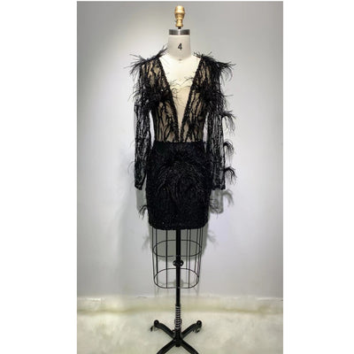 Vestido Casual de Malla con Lentejuelas y Plumas de Manga Larga - Image 11