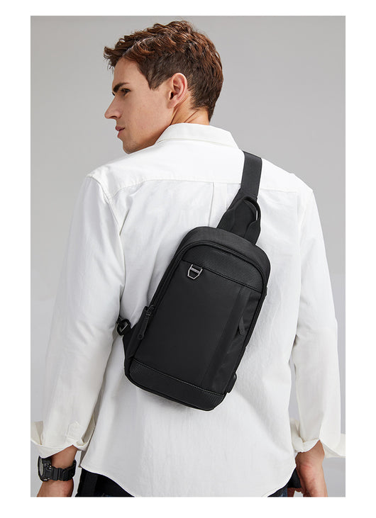 Bolsa Mensajero Minimalista para Hombre en Poliéster - Image 12
